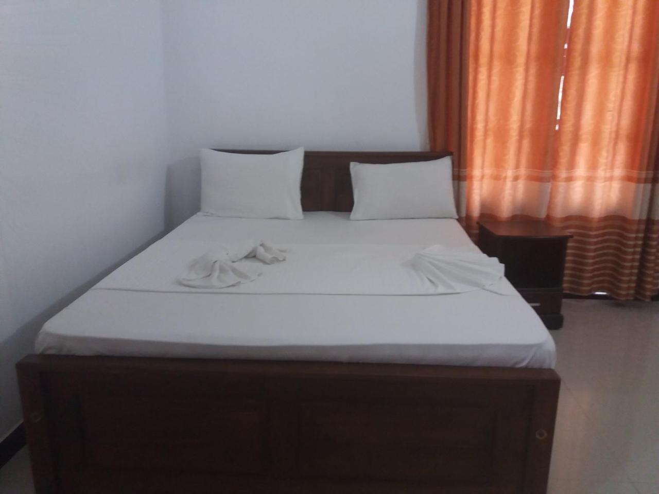 Amawin Resort Hambantota Exterior foto